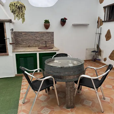 Casa Tajinaste * Tinajo